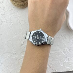 ساعت زنانه طرح امگا کد W4093