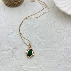 گردنبند زنانه مدل نگین سبز کد N5058